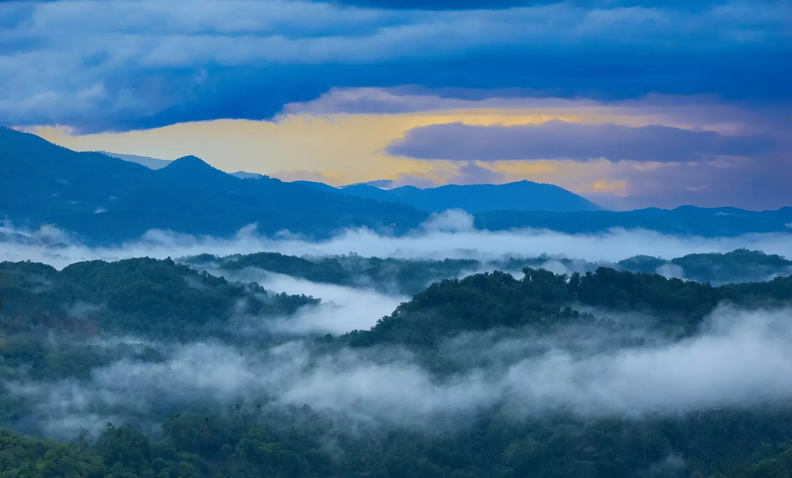 Smoky Mountain sunrise view